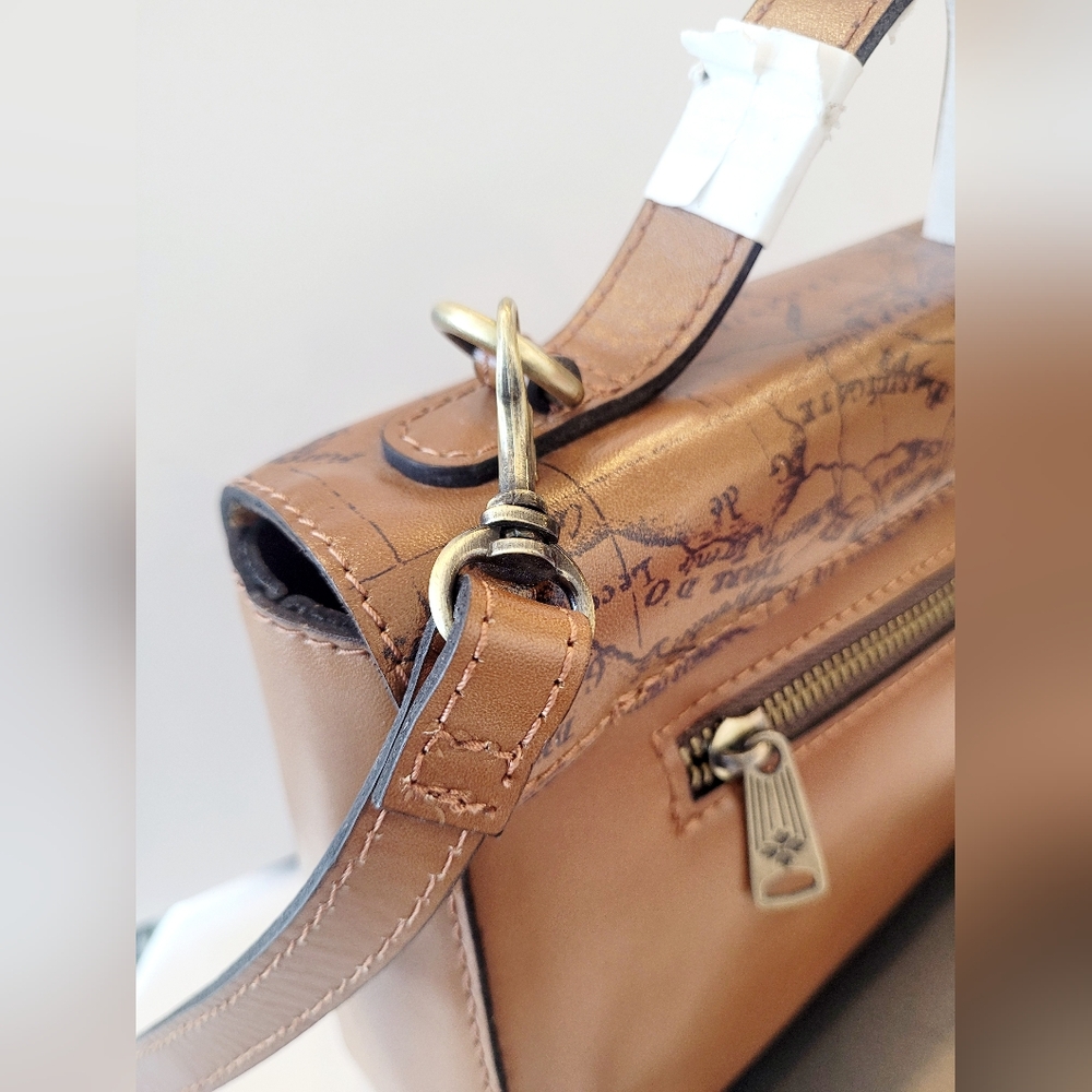 Patricia Nash Signature Map Carisbrooke Riot Rust Satchel - Picture 6 of 7